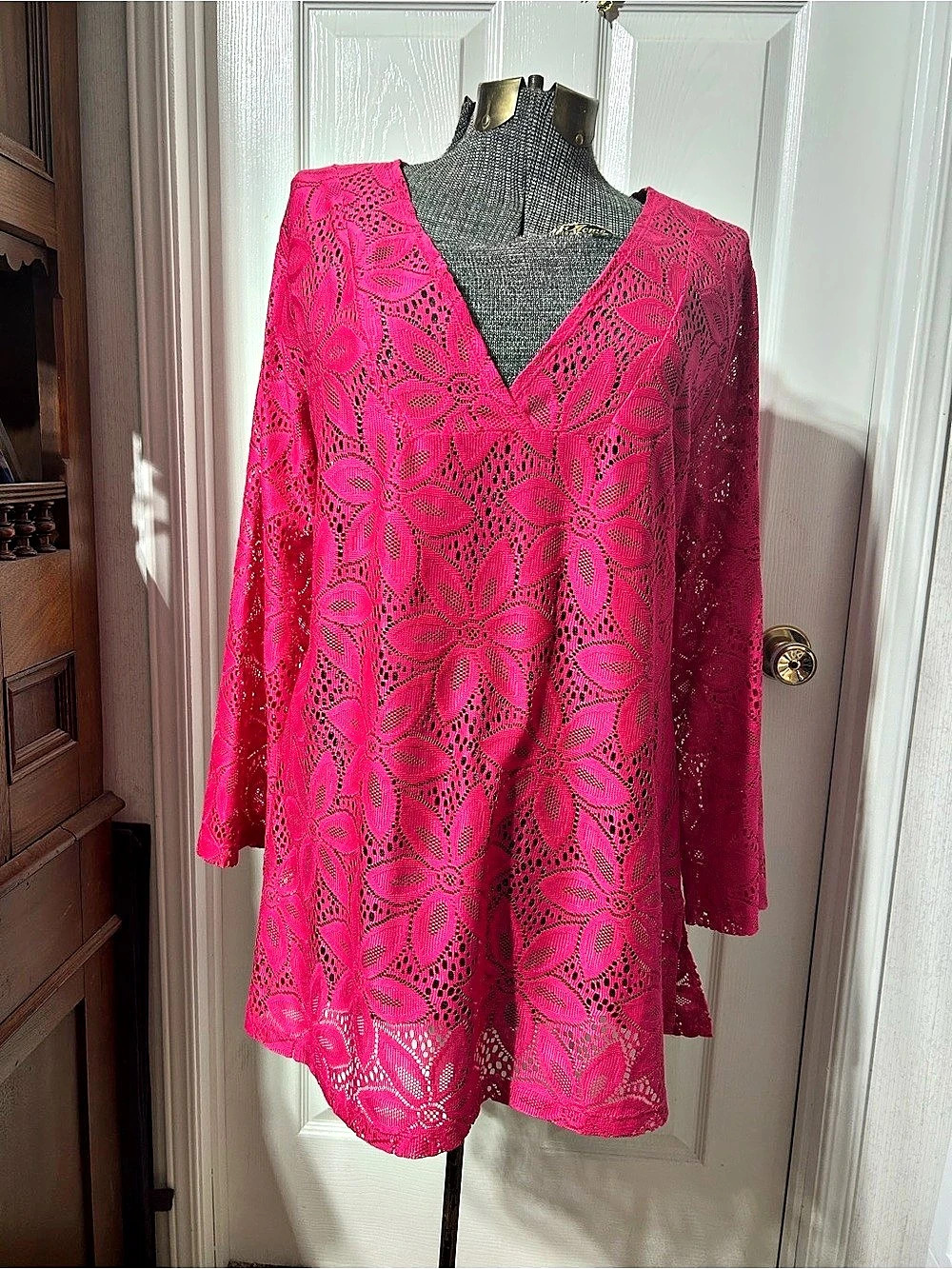 Mario Serrani Floral Lace Tunic in Pink Size XL Like New